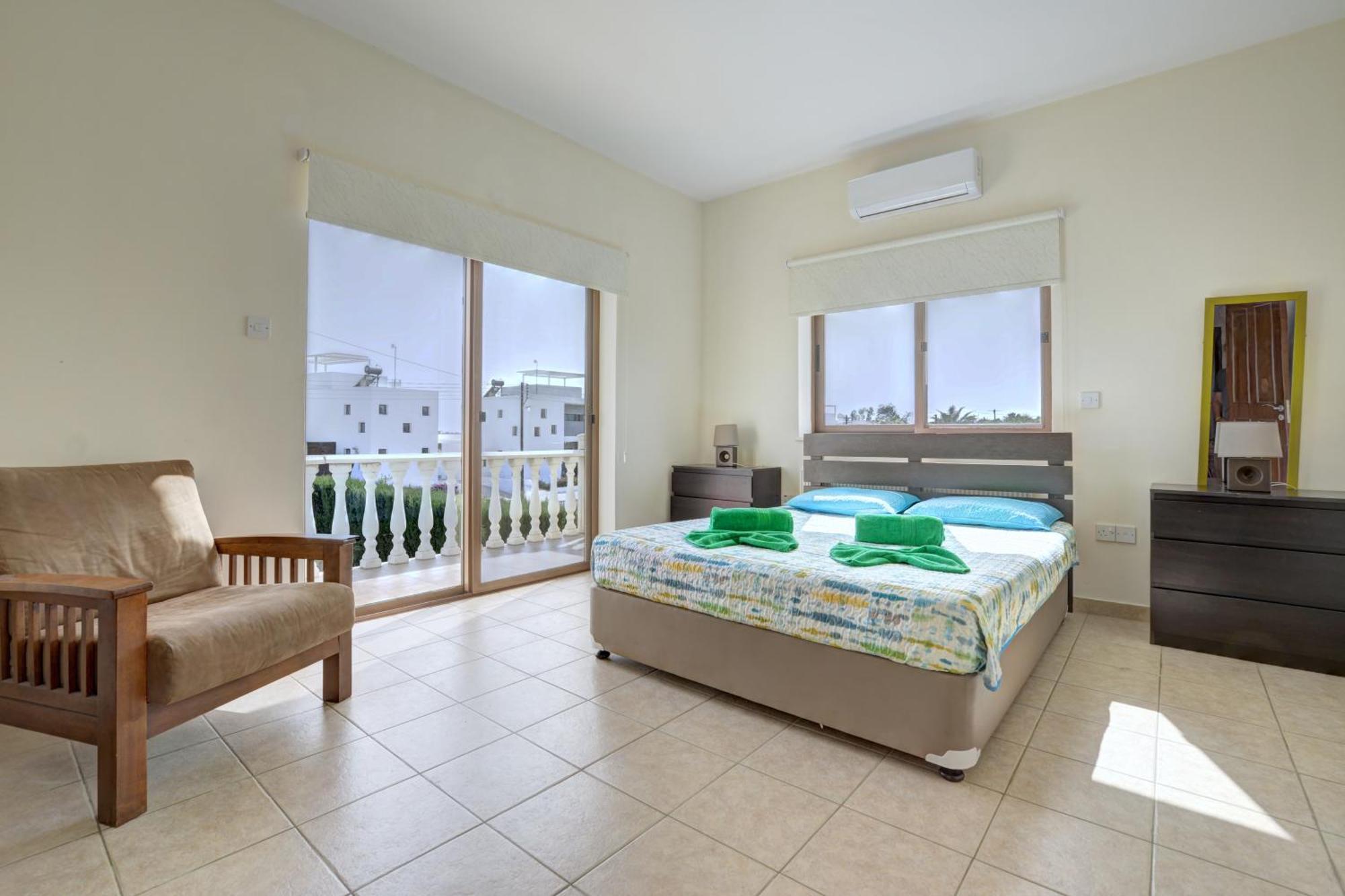 Villa Eva Ayia Napa Bagian luar foto