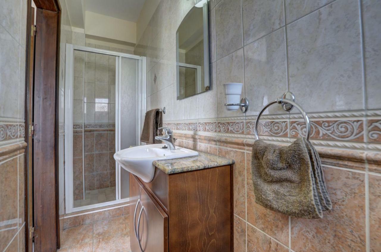 Villa Eva Ayia Napa Bagian luar foto