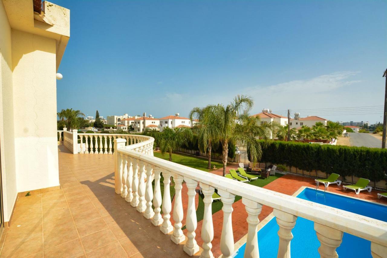 Villa Eva Ayia Napa Bagian luar foto