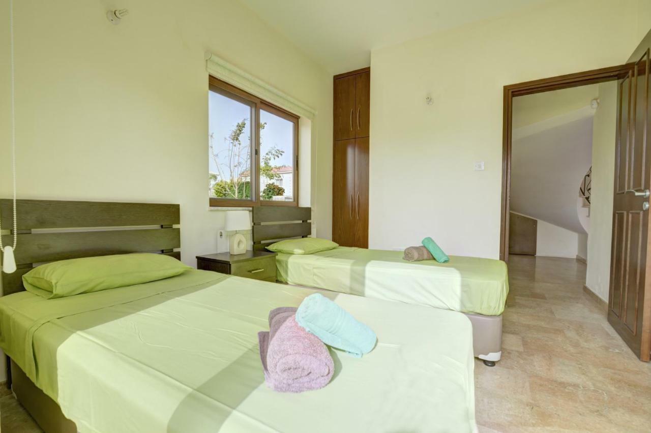 Villa Eva Ayia Napa Bagian luar foto