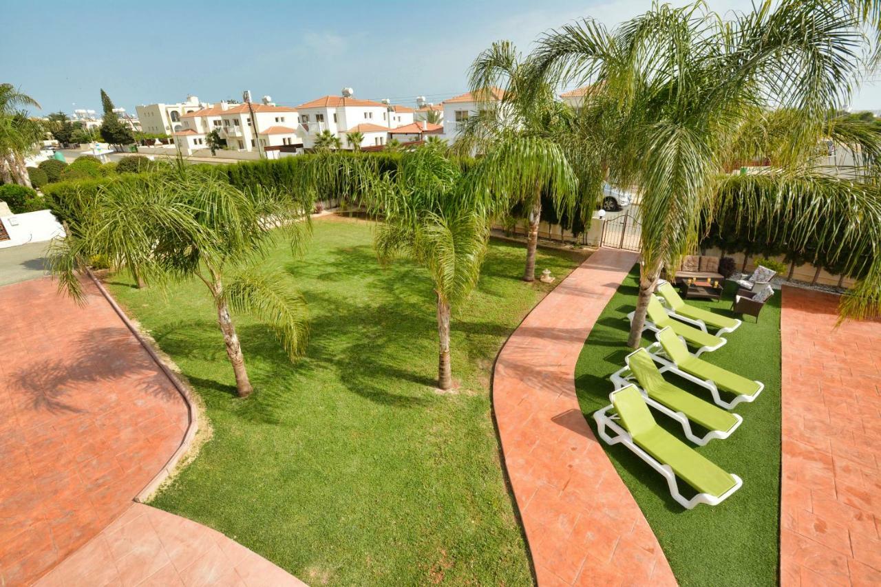 Villa Eva Ayia Napa Bagian luar foto