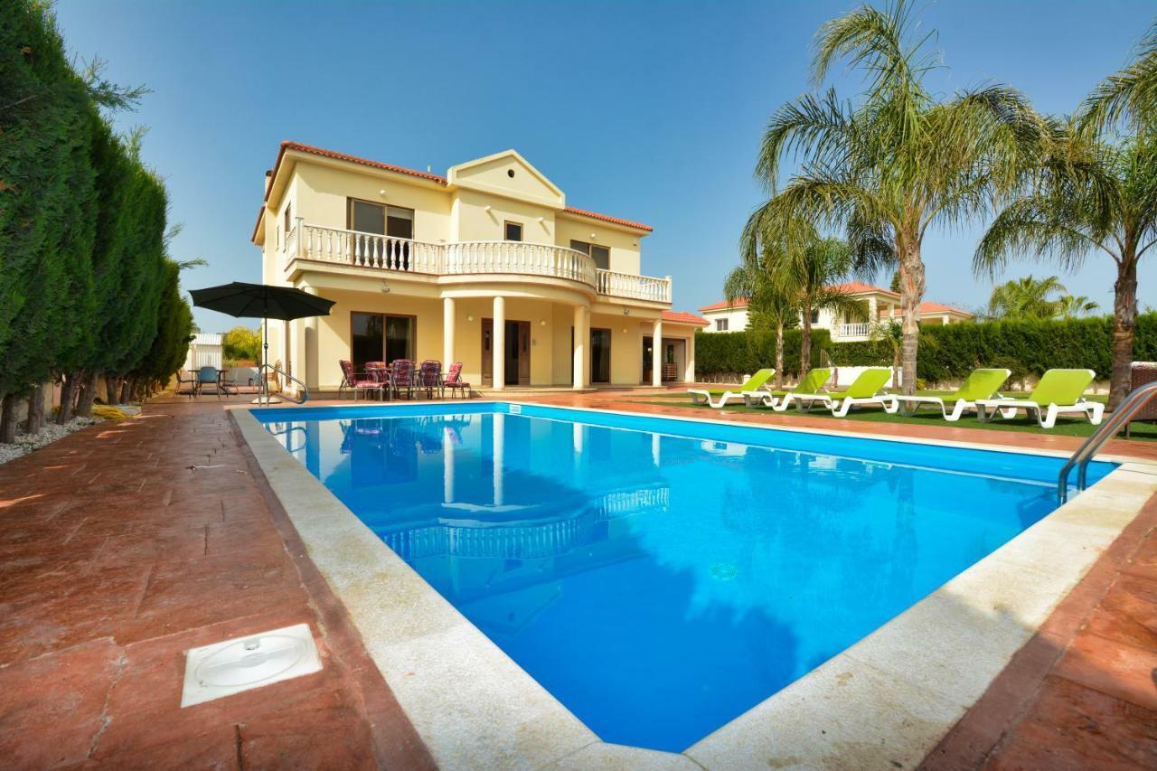 Villa Eva Ayia Napa Bagian luar foto