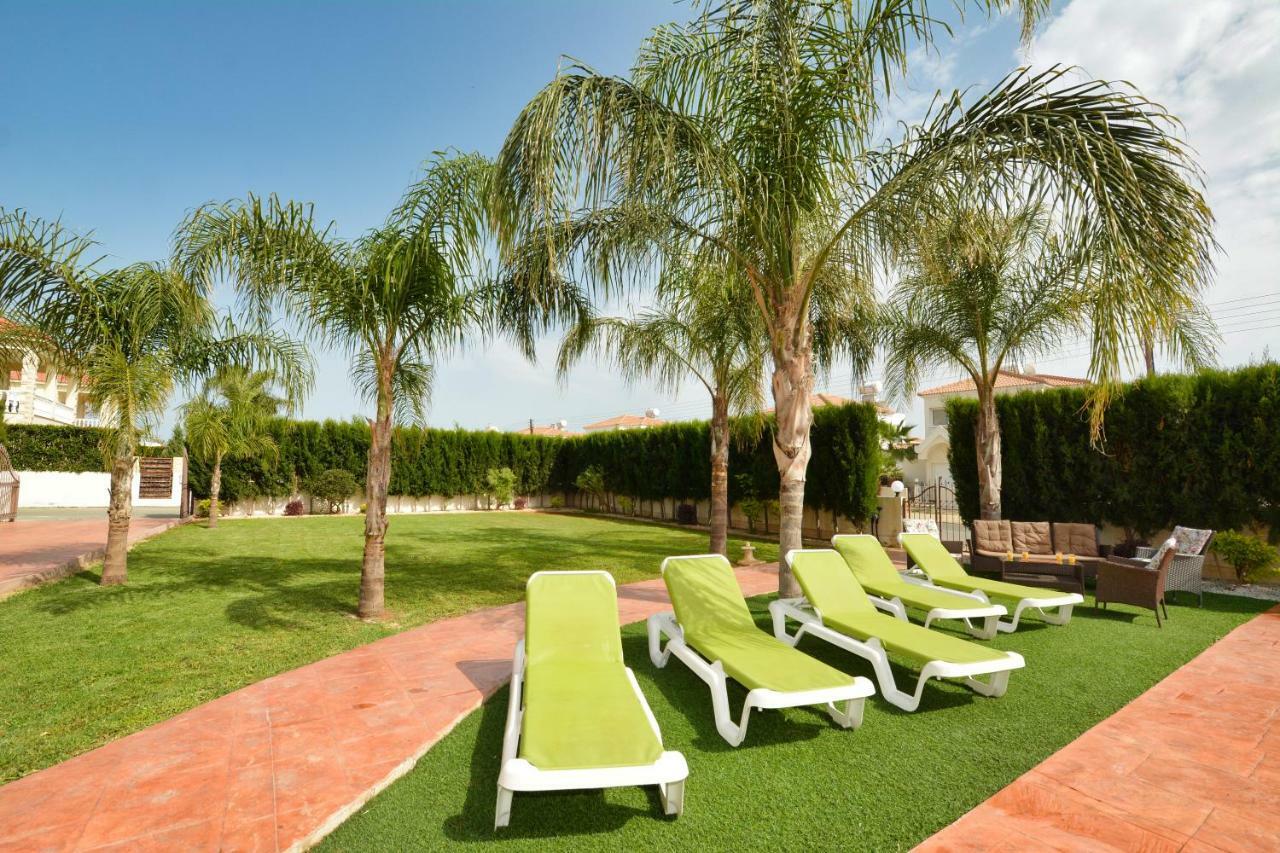 Villa Eva Ayia Napa Bagian luar foto