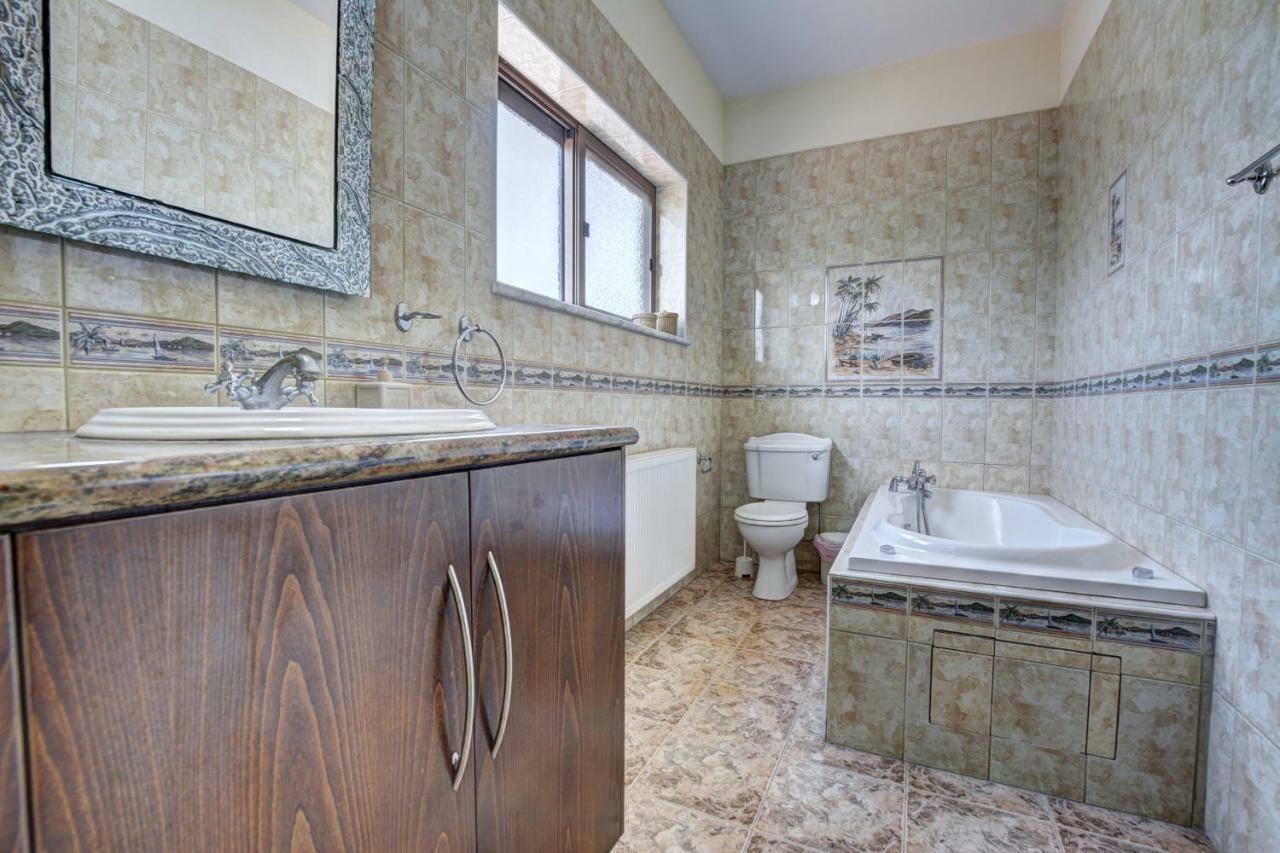 Villa Eva Ayia Napa Bagian luar foto