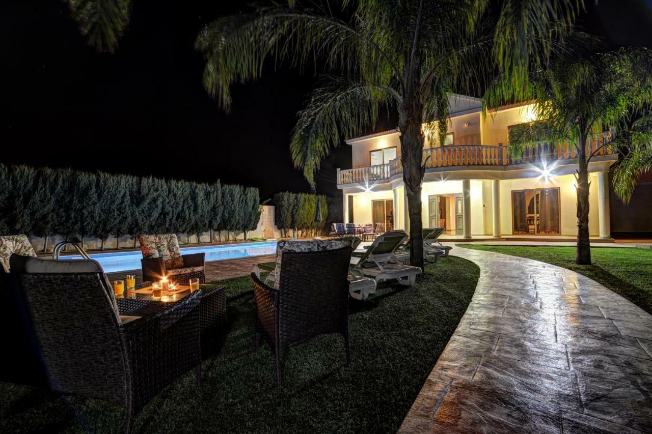 Villa Eva Ayia Napa Bagian luar foto